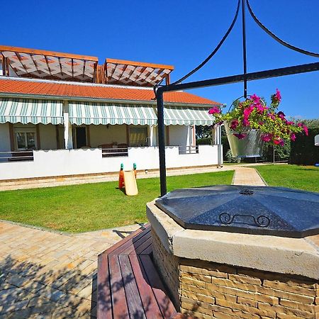 Apartments Belegrata Biograd Na Moru Buitenkant foto