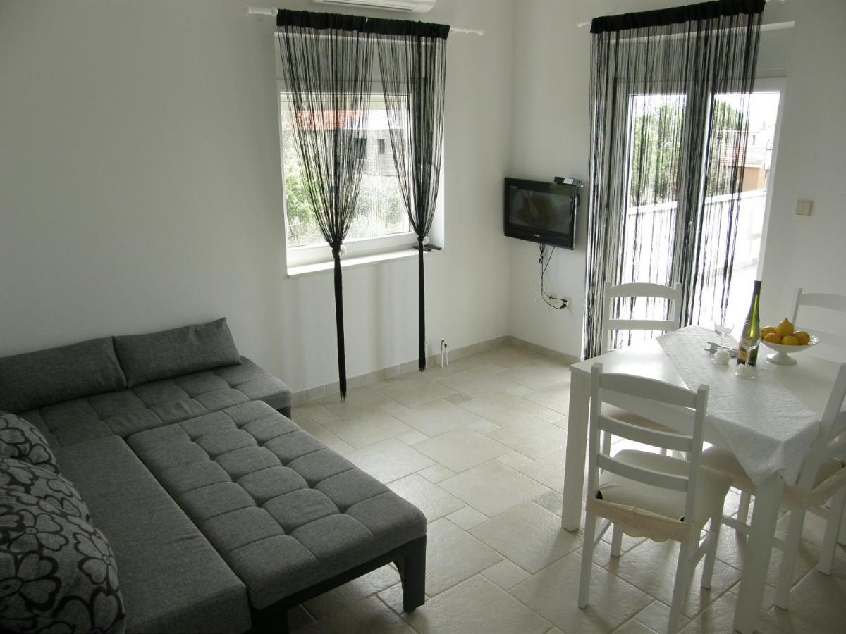 Apartments Belegrata Biograd Na Moru Buitenkant foto
