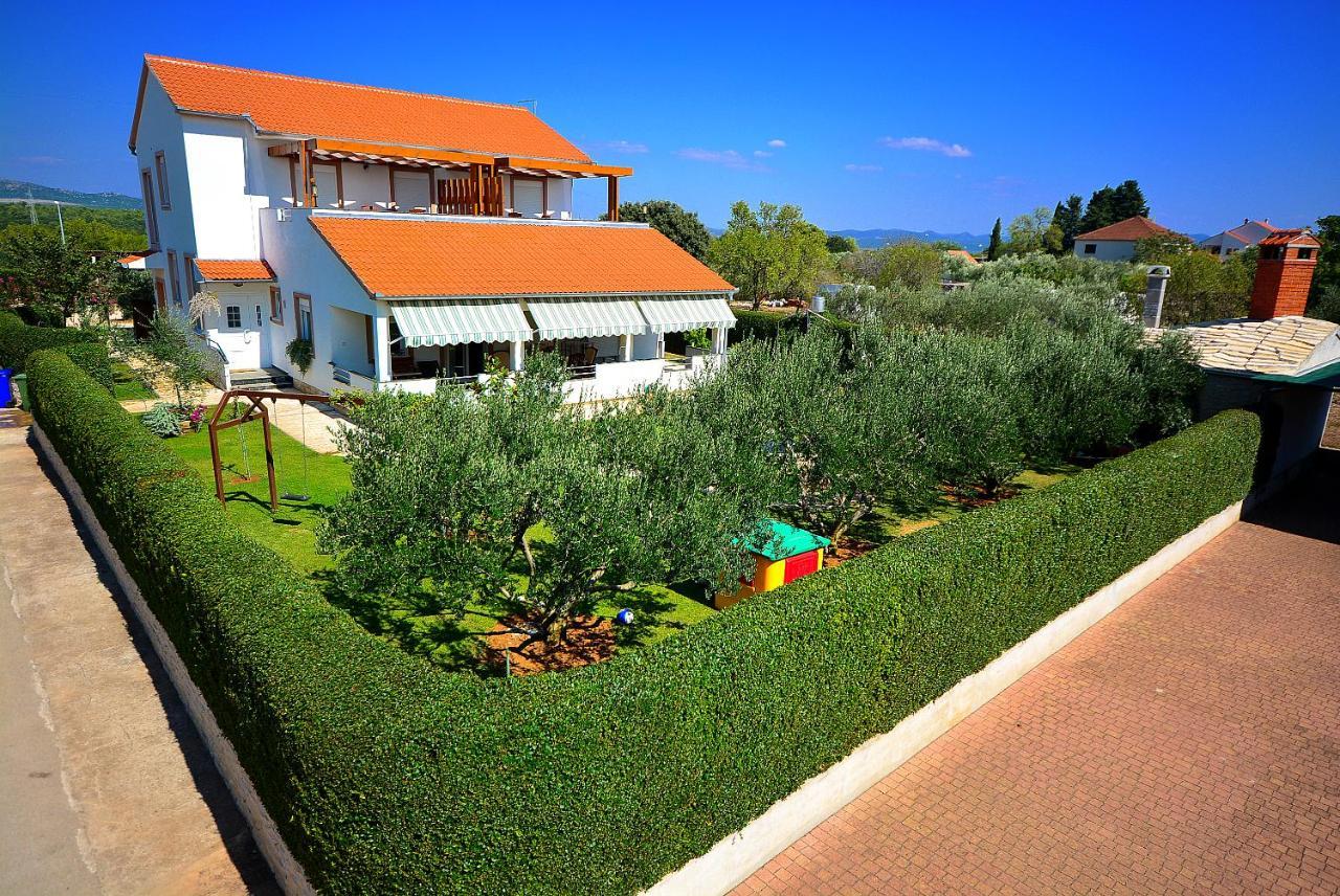 Apartments Belegrata Biograd Na Moru Buitenkant foto