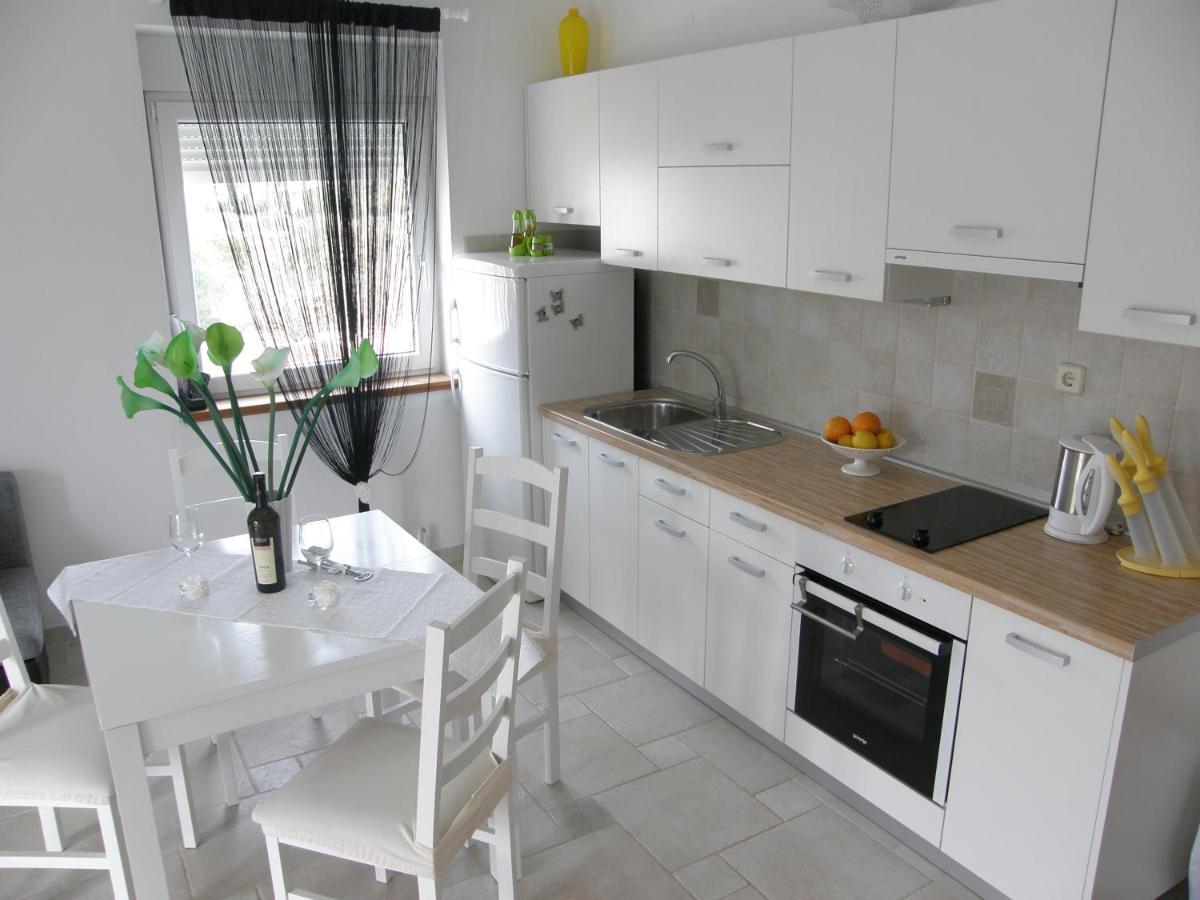 Apartments Belegrata Biograd Na Moru Buitenkant foto